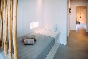 Mykonos Supreme Comfort Suites & Villas