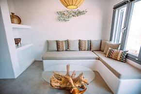 Mykonos Supreme Comfort Suites & Villas