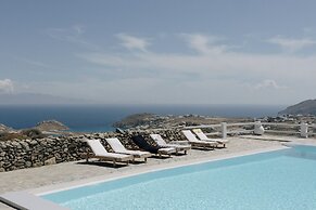 Mykonos Supreme Comfort Suites & Villas