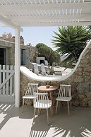 Mykonos Supreme Comfort Suites & Villas