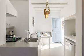 Mykonos Supreme Comfort Suites & Villas