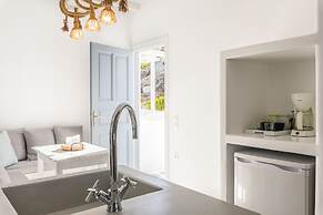 Mykonos Supreme Comfort Suites & Villas