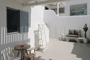 Mykonos Supreme Comfort Suites & Villas
