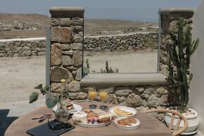 Mykonos Supreme Comfort Suites & Villas