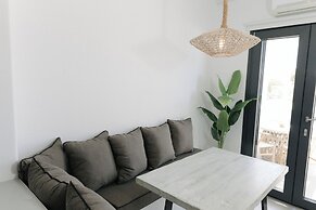 Mykonos Supreme Comfort Suites & Villas