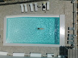 Mykonos Supreme Comfort Suites & Villas