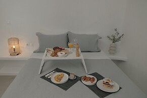 Mykonos Supreme Comfort Suites & Villas