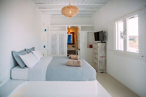 Mykonos Supreme Comfort Suites & Villas