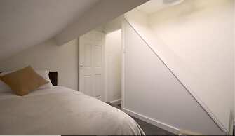 RoomTel - Brook House