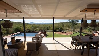 Rockfig Lodge Madikwe