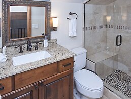 Timberfalls 1706 3 Bedroom Condo by RedAwning