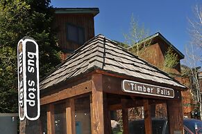 Timberfalls 1706 3 Bedroom Condo by RedAwning