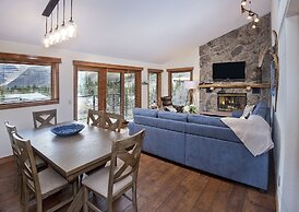 Timberfalls 1706 3 Bedroom Condo by RedAwning