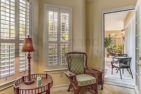 Exclusive Gated Villas at Summer Beach, Short Walk to the Beach by Red