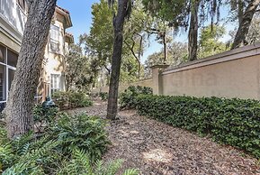 Exclusive Gated Villas at Summer Beach, Short Walk to the Beach by Red