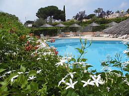 Brit Hotel Confort Helios Agde