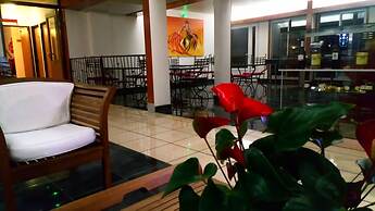 Brit Hotel Confort Helios Agde