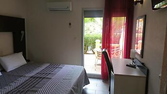 Brit Hotel Confort Helios Agde