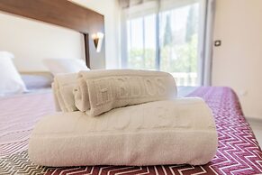 Brit Hotel Confort Helios Agde