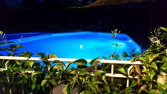 Brit Hotel Confort Helios Agde