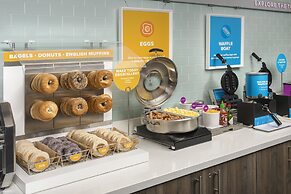 Tru by Hilton Mt Pleasant Charleston