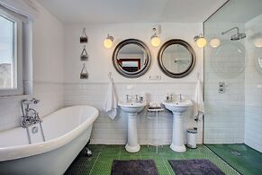 Jardines De La Reina Boutique B&B