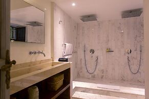 Leones de Alba Hotel Boutique