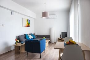 Pebble Beach Holiday Apartments