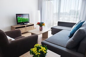 Pebble Beach Holiday Apartments