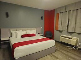 Ramada by Wyndham West Edmonton Hotel & Suites