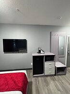Ramada by Wyndham West Edmonton Hotel & Suites