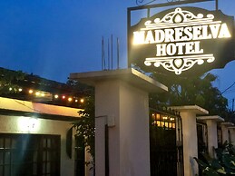 Hotel Madreselva