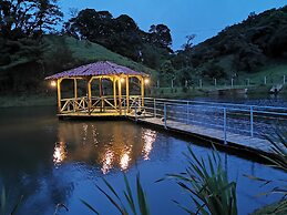 Burbi Lake Lodge Monteverde