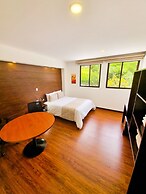 Burbi Lake Lodge Monteverde