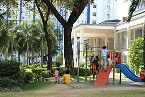 Grass Residences by Andrea