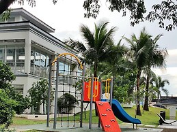 Grass Residences by Andrea