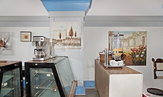 Treebo Tryst Royal Palm