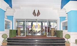 Treebo Tryst Royal Palm