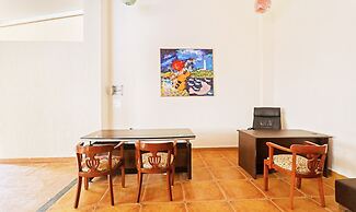 Treebo Premium Dona Eliza, 700 metres from Calangute Beach