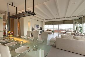 Hua Hin Luxury Condo by Passionata