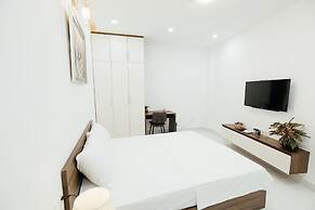 Aladdin Hotel and Apartment