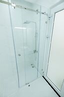 Aladdin Hotel and Apartment