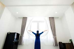 Aladdin Hotel and Apartment