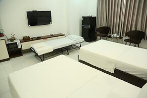 Aladdin Hotel and Apartment