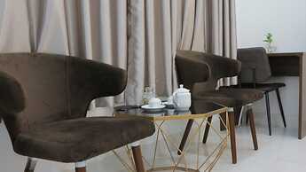 Aladdin Hotel and Apartment