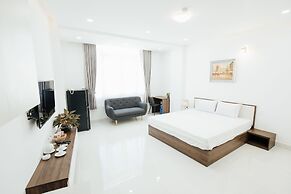 Aladdin Hotel and Apartment