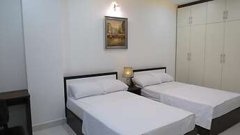 Aladdin Hotel and Apartment