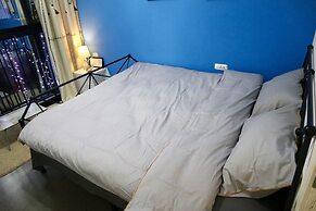 Qing Apartment Fun Things