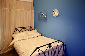 Qing Apartment Fun Things