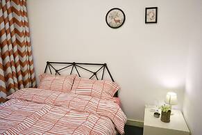 Qing Apartment Family Theatre